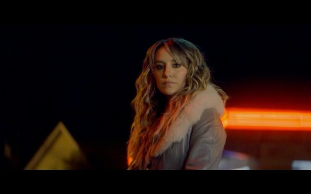 Lainey Wilson – Things A Man Oughta Know (Video)